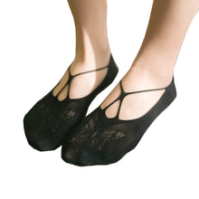 Lace socks low cut