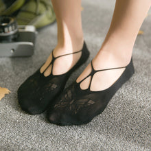 Lace socks low cut