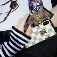 Loui Locket case