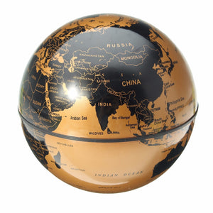 The world is yours lamp
